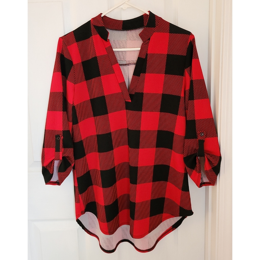 Boutique Buffalo Plaid Red & Black Top Medium